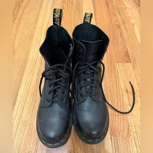 Dr. Martens Black Boots Women’s Size 7.0